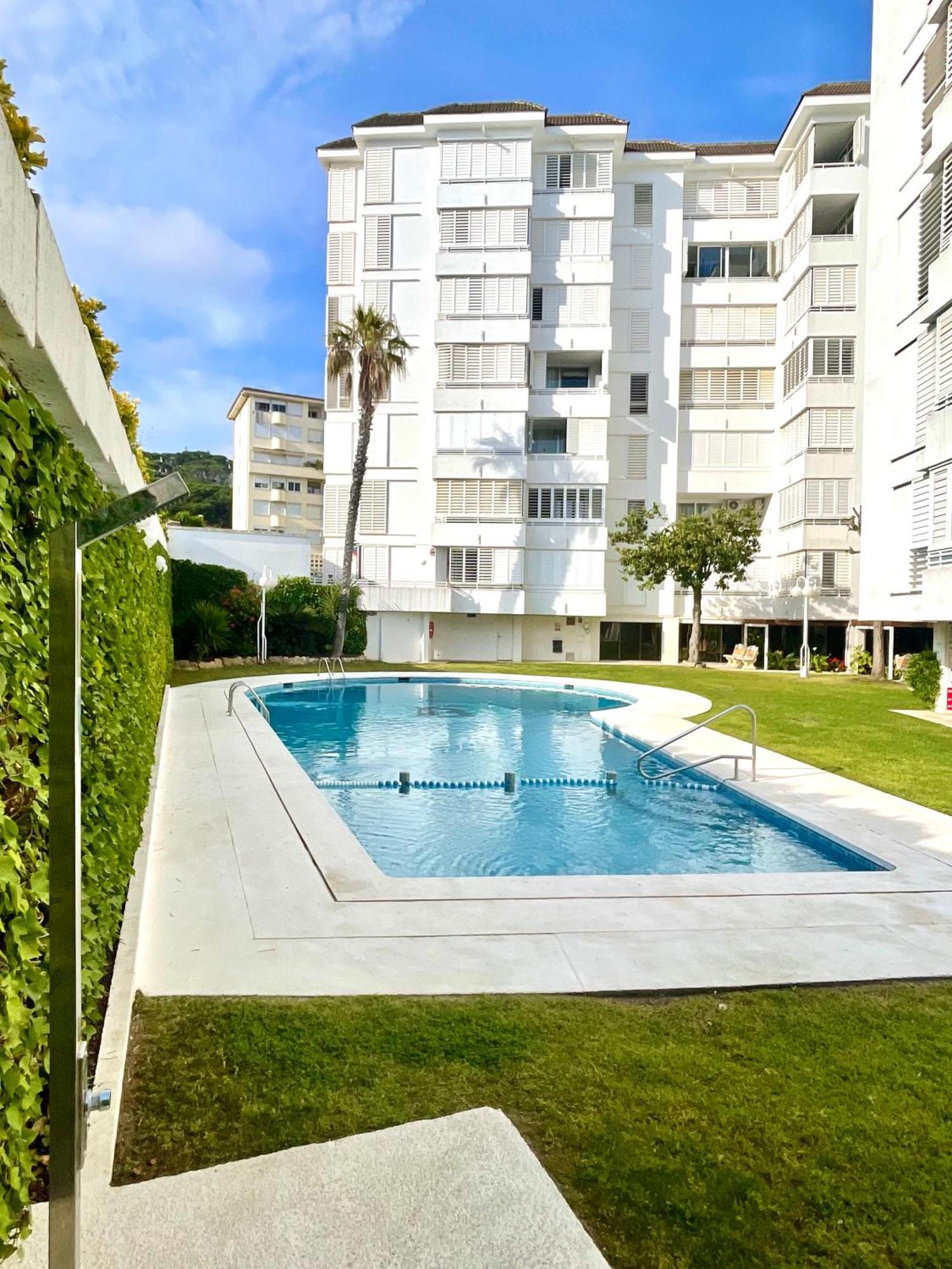 Seahomes Vacations, La Mer Bleue, Beach&Pool, Pk, Full Equipped In Fenals Beach Lloret de Mar Esterno foto